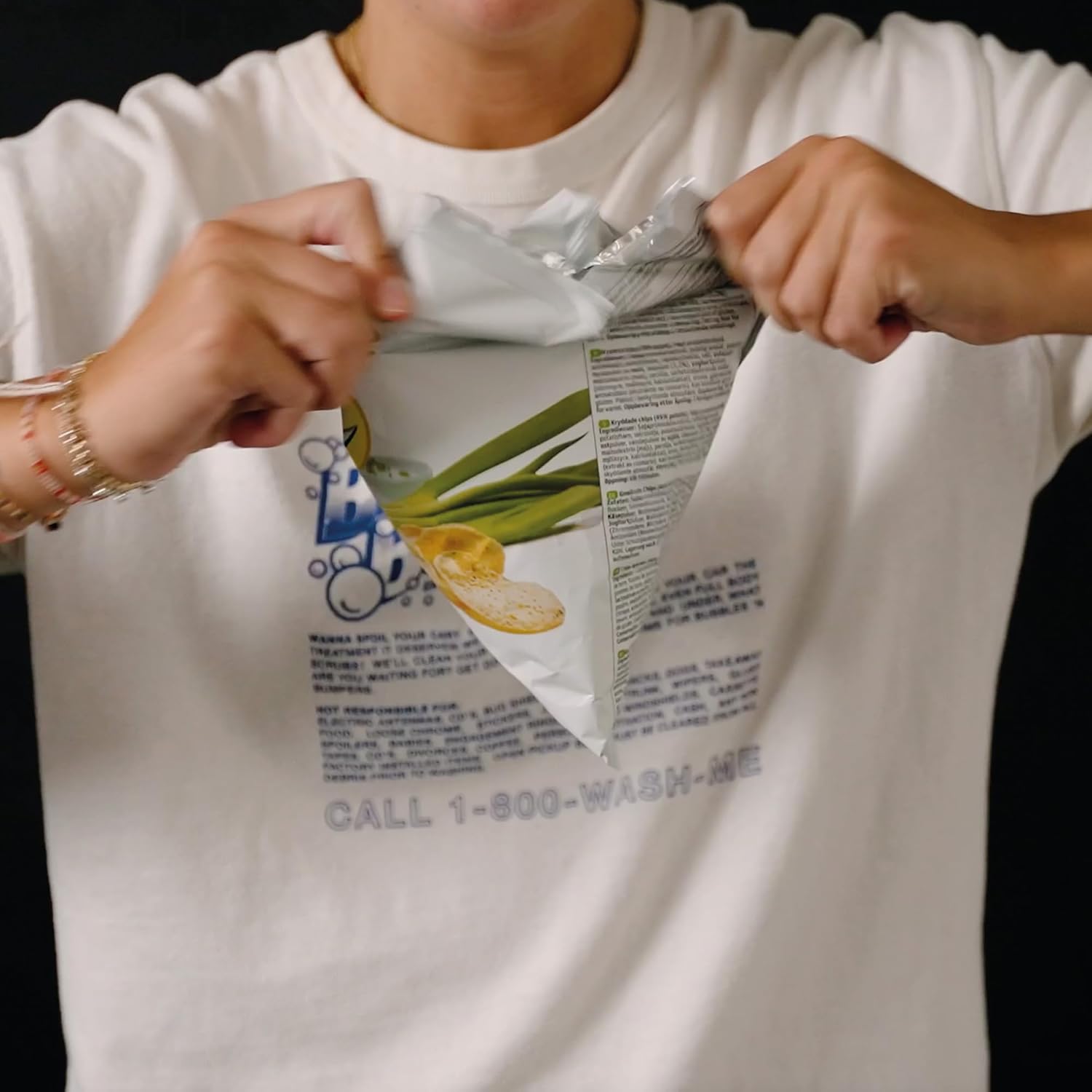 EASIS High Protein Chips, Sour Cream & Onion Crisps, Protein Snack, Reich an Ballaststoffen, 60% Weniger Fett, Perfekter Fitness Snack, 50g